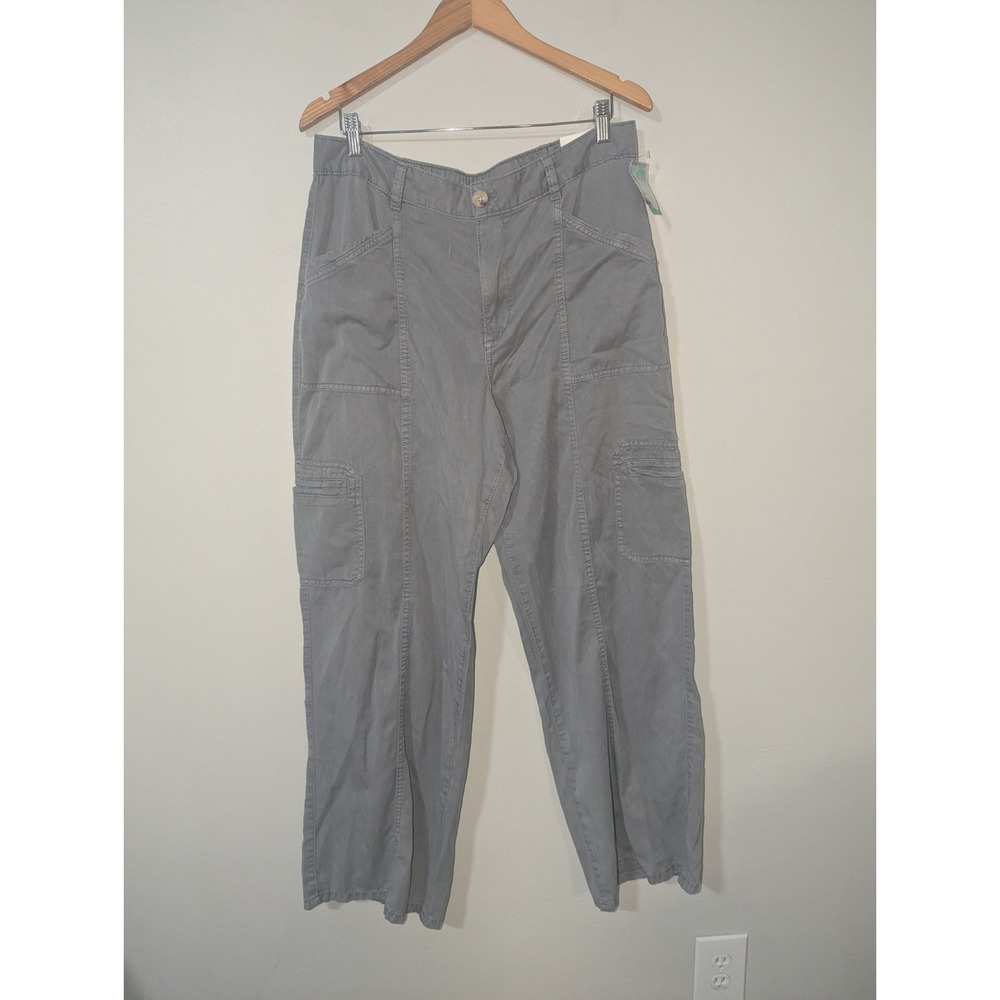 16 NWT Maurice's Light Gray High Waist Lyocell Cotton Cargo Pants